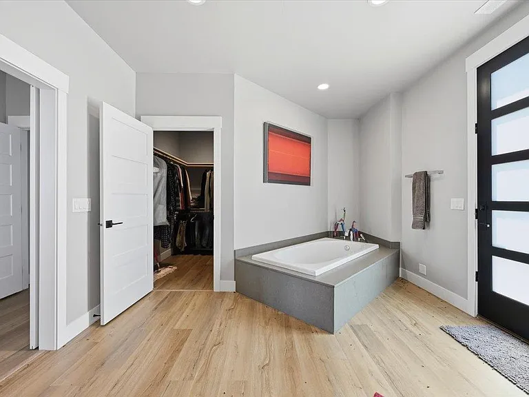 Primary suite bath and closet